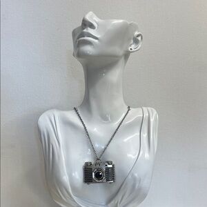 Silver Camera Pendant Necklace